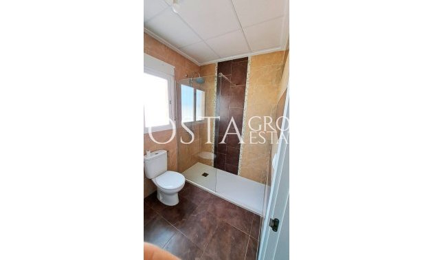 Odsprzedaż - Willa -
Catral - Catral Centro