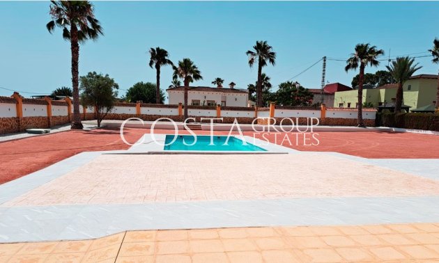 Odsprzedaż - Willa -
Catral - Catral Centro