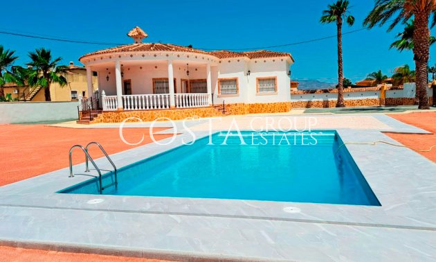 Odsprzedaż - Willa -
Catral - Catral Centro