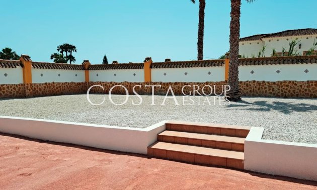 Odsprzedaż - Willa -
Catral - Catral Centro