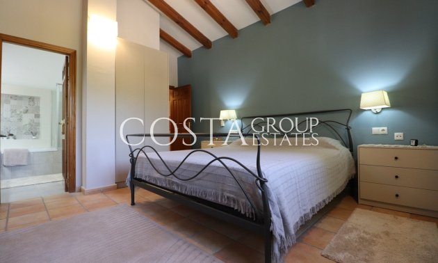 Odsprzedaż - Willa -
Catral - Catral Centro