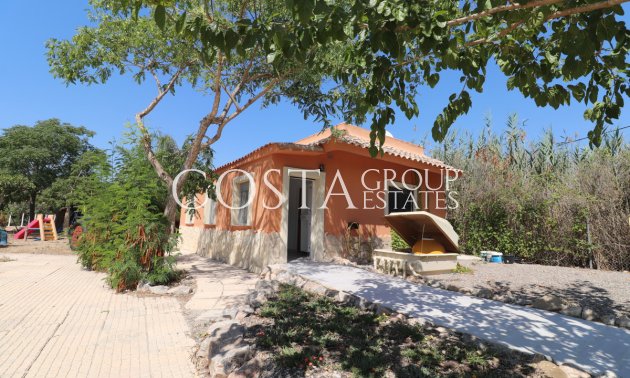 Odsprzedaż - Willa -
Catral - Catral Centro