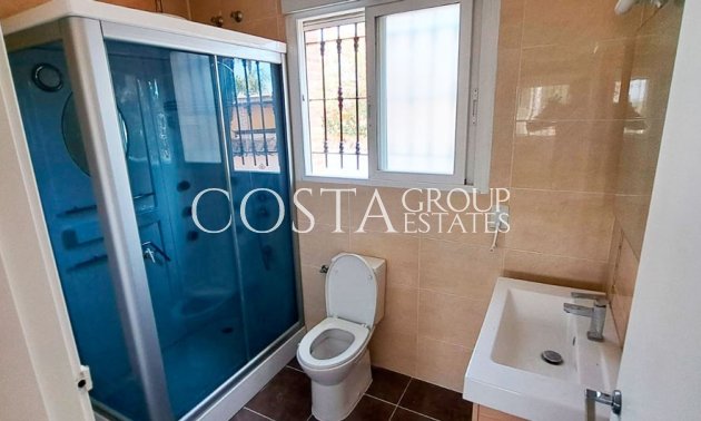 Odsprzedaż - Willa -
Catral - Catral Centro