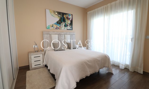 Odsprzedaż - Willa -
Daya Vieja - Daya Vieja Centro