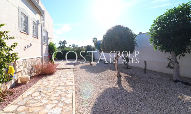 Odsprzedaż - Willa -
Catral - Catral Centro