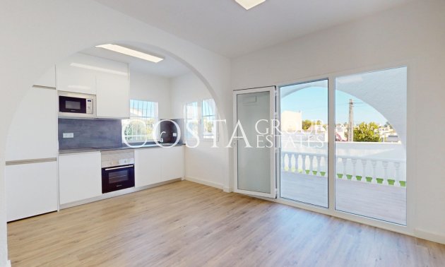 Odsprzedaż - Dom -
Orihuela Costa - Villamartin