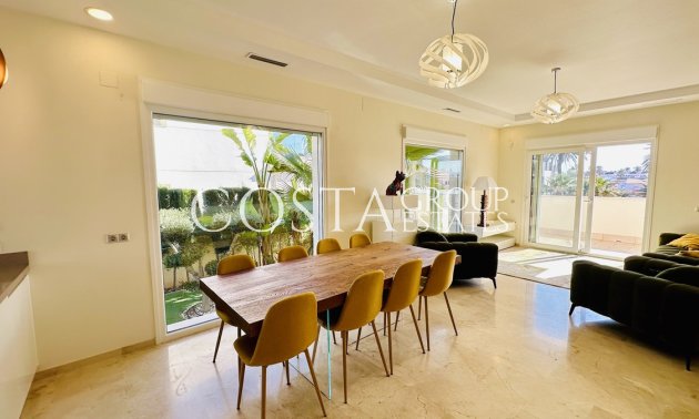 Odsprzedaż - Willa -
Orihuela Costa - La Zenia