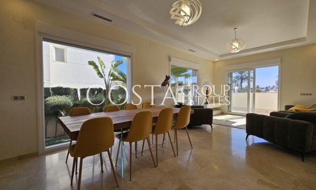 Odsprzedaż - Willa -
Orihuela Costa - La Zenia