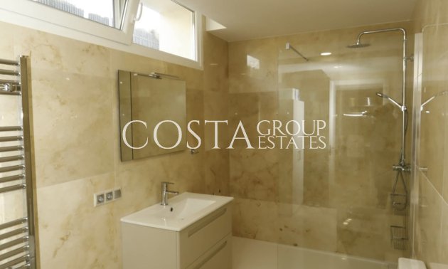 Odsprzedaż - Willa -
Orihuela Costa - La Zenia