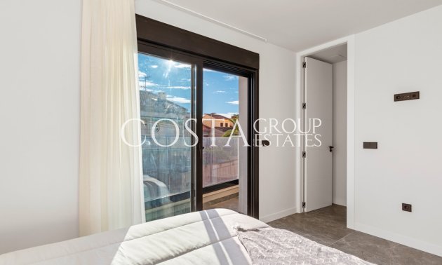 Odsprzedaż - Willa -
Pilar de la Horadada - Torre De La Horadada