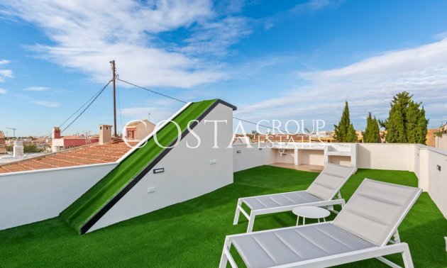 Odsprzedaż - Willa -
Pilar de la Horadada - Torre De La Horadada