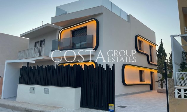 Odsprzedaż - Willa -
Pilar de la Horadada - Torre De La Horadada