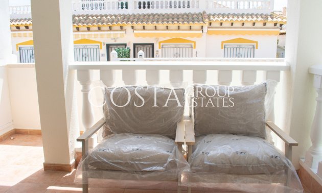 Odsprzedaż - Dom -
Orihuela Costa - Punta Prima