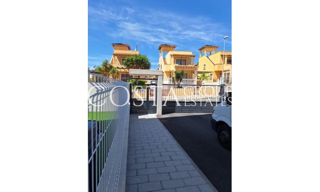 Resale - Apartments -
San Miguel de Salinas - San Miguel de Salinas Centro