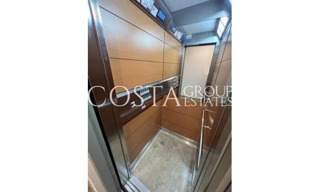 Odsprzedaż - Apartments -
Alicante - Alicante Centro