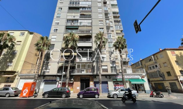 Odsprzedaż - Apartments -
Alicante - Alicante Centro