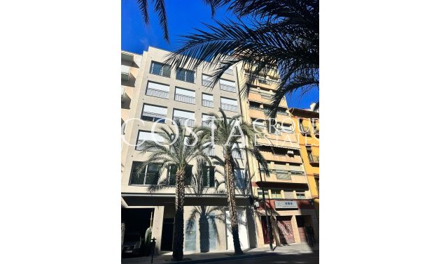 Resale - Apartments -
Alicante - Alicante Centro