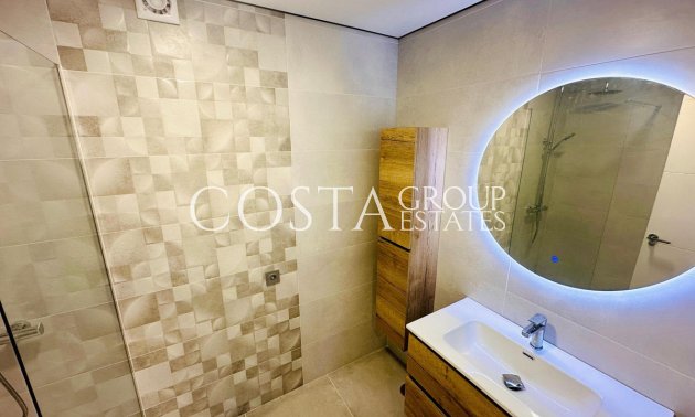 Resale - Apartments -
Alicante - Alicante Centro