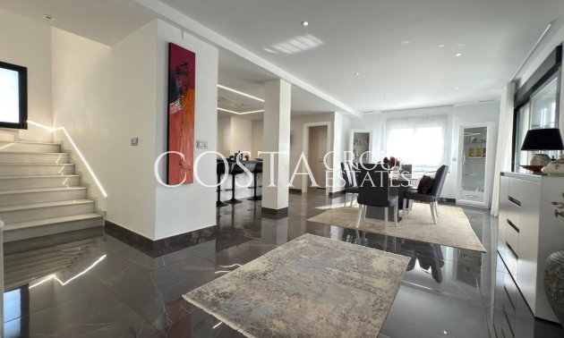 Resale - House -
Alicante - Alicante Centro