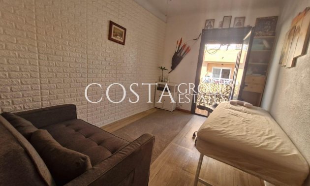 Resale - Apartments -
Alicante - Alicante Centro