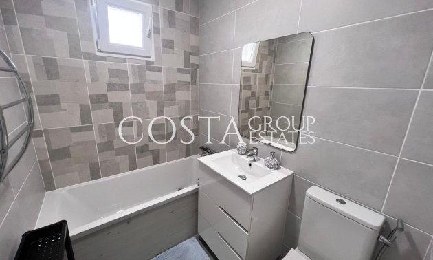 Herverkoop - Villa -
San Fulgencio - La Marina