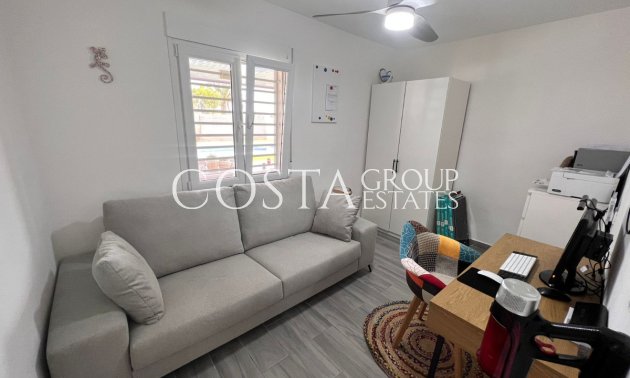 Herverkoop - Villa -
San Fulgencio - La Marina