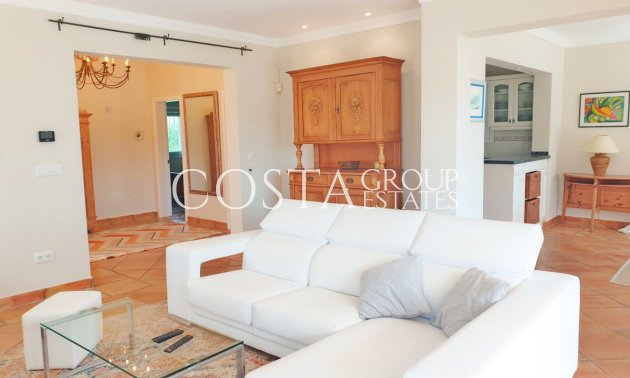 Resale - Villa -
Teulada - Moraira