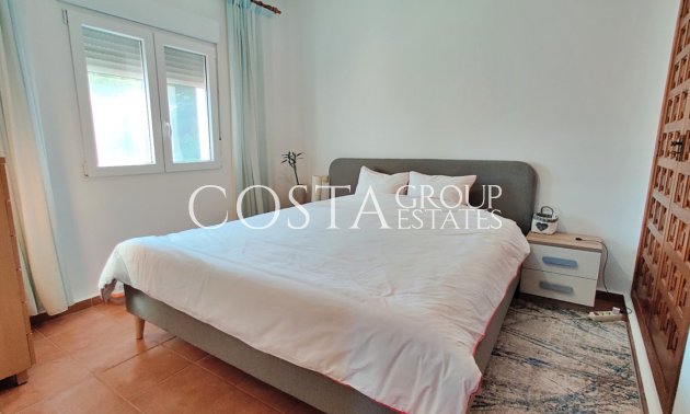 Wiederverkauf - Villa -
Novelda - Estación