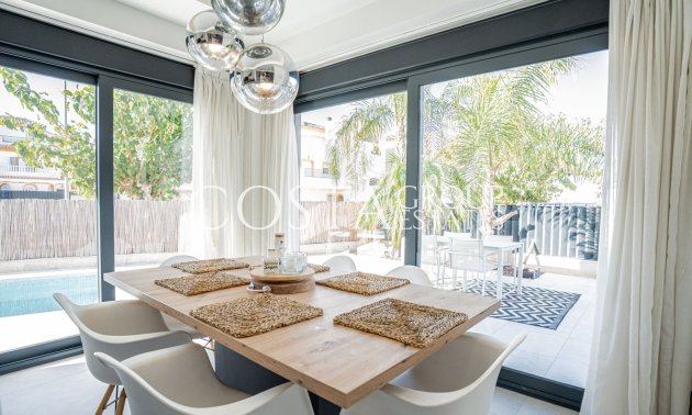 Resale - Villa -
San Fulgencio - San Fulgencio Centro