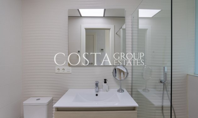 Herverkoop - Villa -
Benijofar