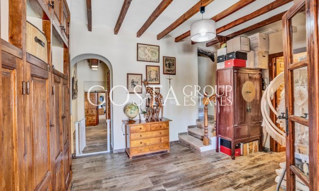 Resale - Villa -
Benissa - Benissa Centro