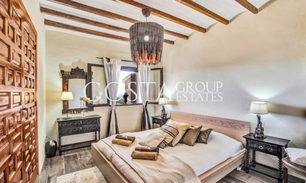 Resale - Villa -
Benissa - Benissa Centro