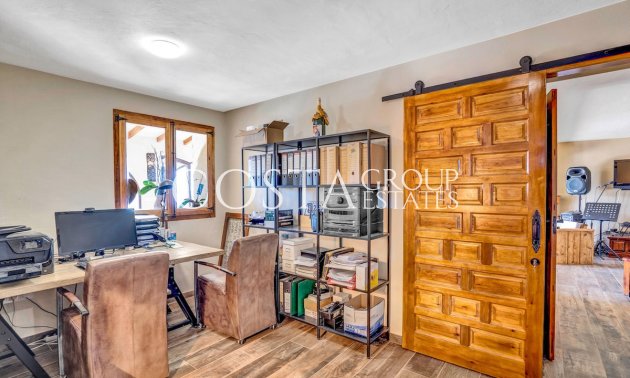 Resale - Villa -
Benissa - Benissa Centro