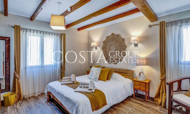 Resale - Villa -
Benissa - Benissa Centro