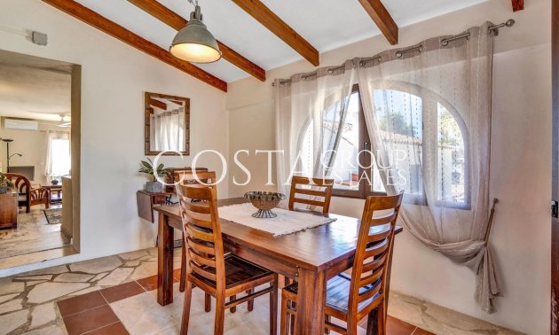 Resale - Villa -
Benissa - Benissa Centro