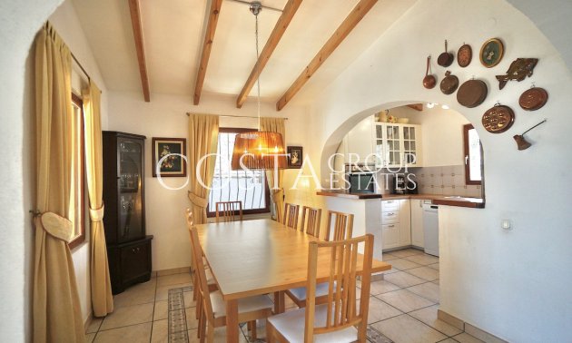 Resale - Villa -
Benitachell - Benitachell Centro