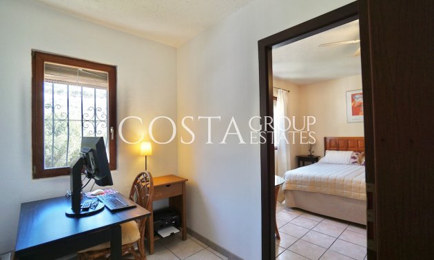 Resale - Villa -
Benitachell - Benitachell Centro