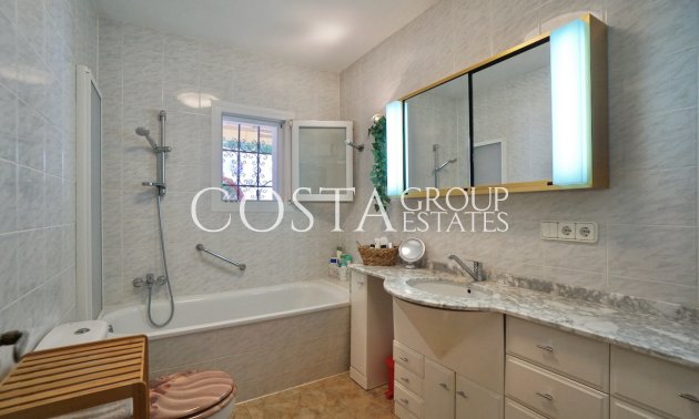 Odsprzedaż - Willa -
Benissa - Benissa Centro