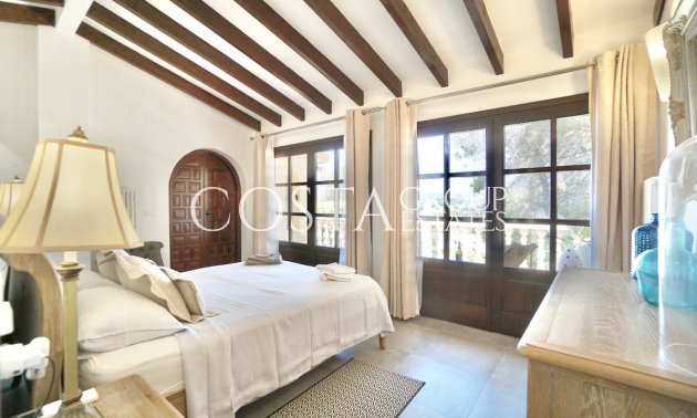 Herverkoop - Villa -
Teulada - Moraira