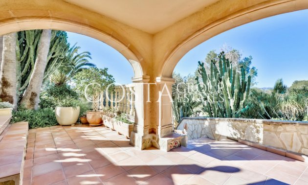 Herverkoop - Villa -
Teulada - Moraira