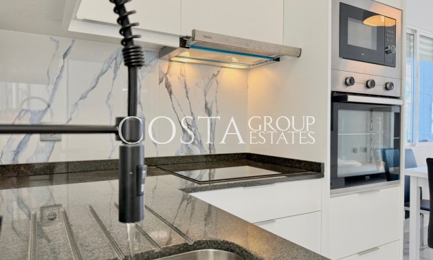 Resale - Villa -
Torrevieja - El Chaparral