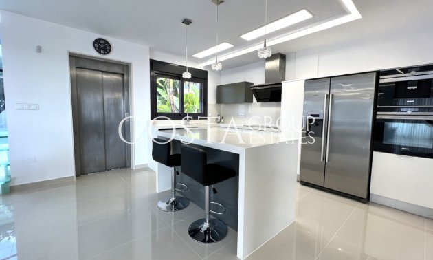 Wiederverkauf - Villa -
San Miguel de Salinas - San Miguel de Salinas Centro