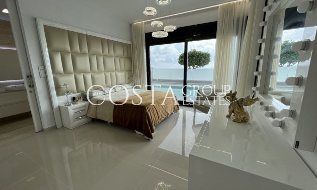 Wiederverkauf - Villa -
San Miguel de Salinas - San Miguel de Salinas Centro