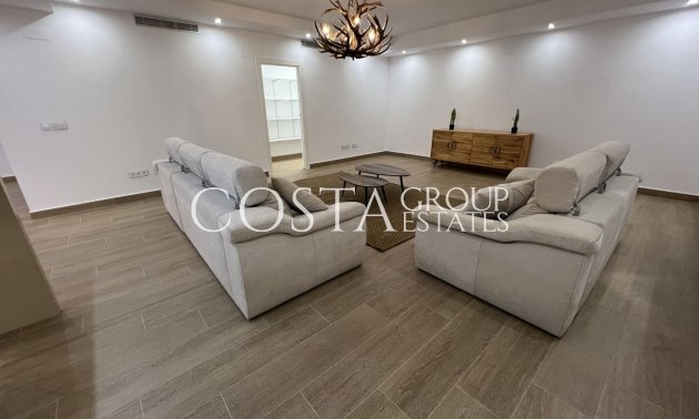 Wiederverkauf - Villa -
San Miguel de Salinas - San Miguel de Salinas Centro