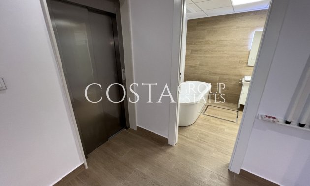 Wiederverkauf - Villa -
San Miguel de Salinas - San Miguel de Salinas Centro