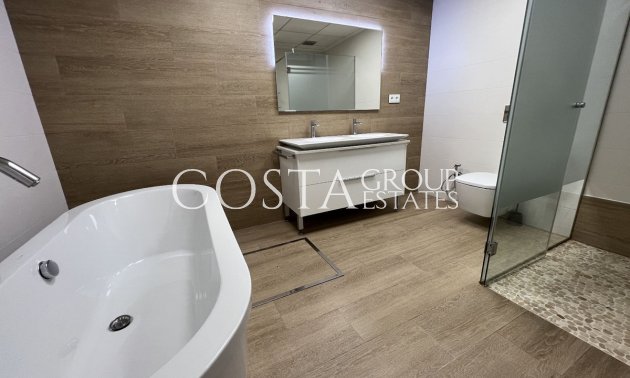 Wiederverkauf - Villa -
San Miguel de Salinas - San Miguel de Salinas Centro