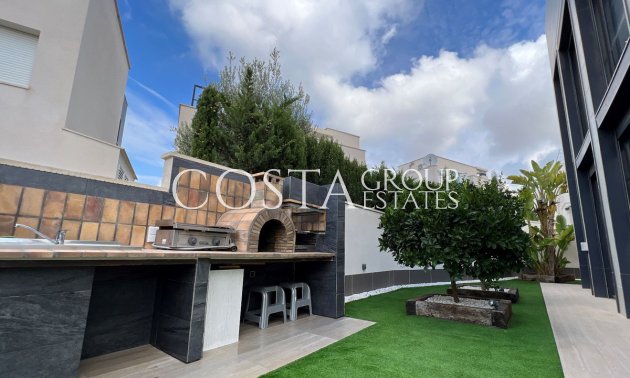 Wiederverkauf - Villa -
San Miguel de Salinas - San Miguel de Salinas Centro