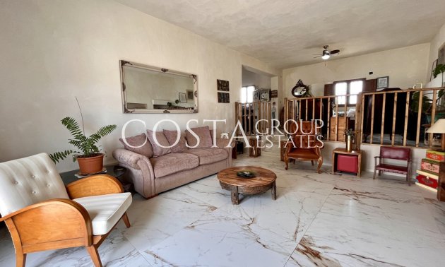 Herverkoop - Villa -
Dolores - Dolores Centro