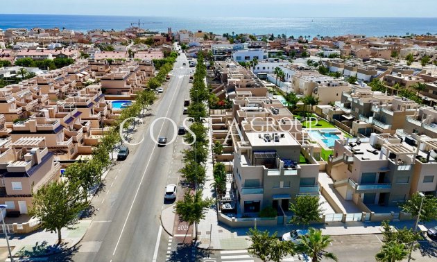 Odsprzedaż - Willa -
Pilar de la Horadada - Torre De La Horadada