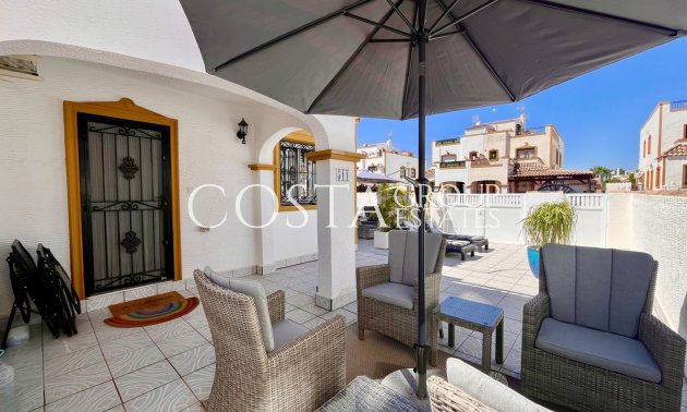 Resale - Apartments -
San Miguel de Salinas - San Miguel de Salinas Centro